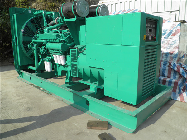坡心镇发电车出租-柴油发电机散热器怎样散热
