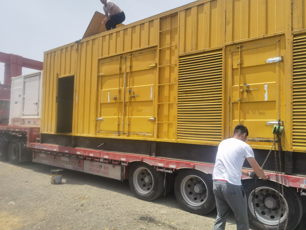 坡心镇发电机出租100KW发电机需要什么规格的电缆线？