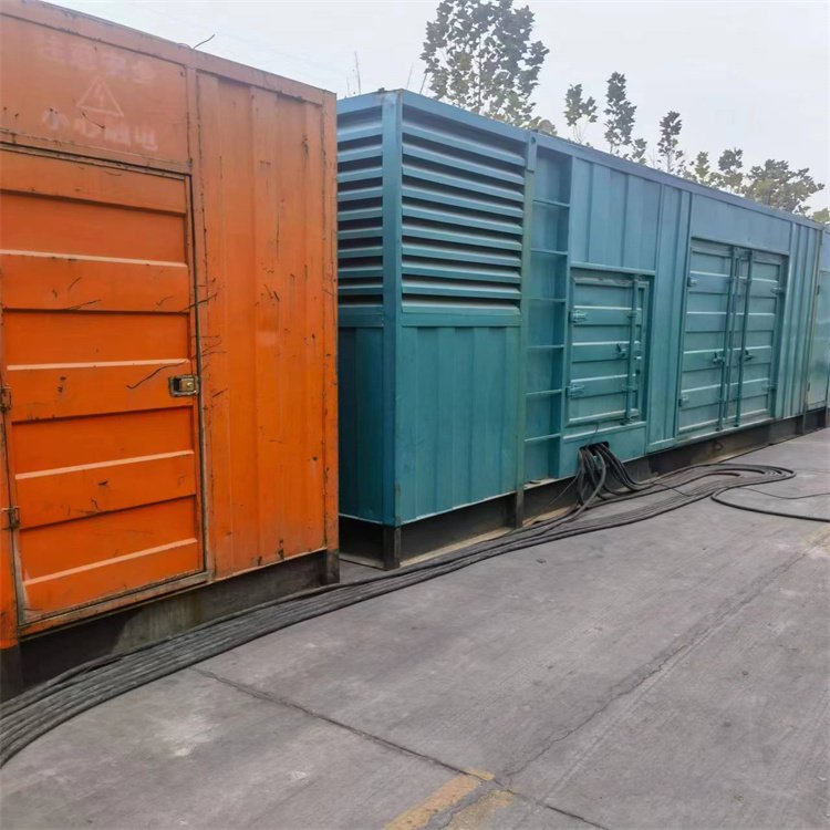 坡心镇如何选择适合 600kW 柴油发电机组的热继电器？