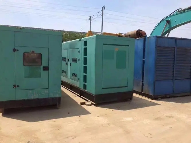 坡心镇柴油发电机组的电压和功率之间有什么关系？