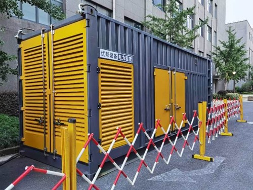 坡心镇如何使用转速表检查发动机的转速？