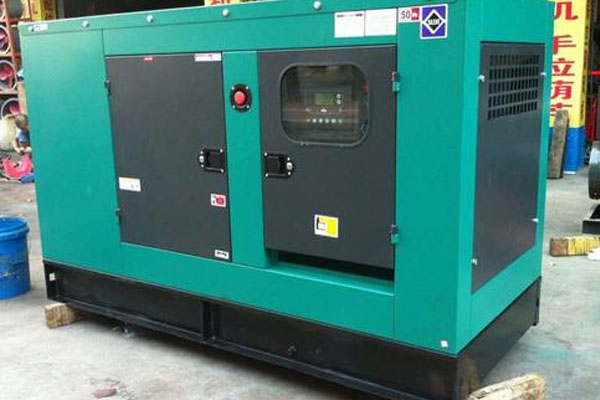 坡心镇如何检查机油的使用时间？