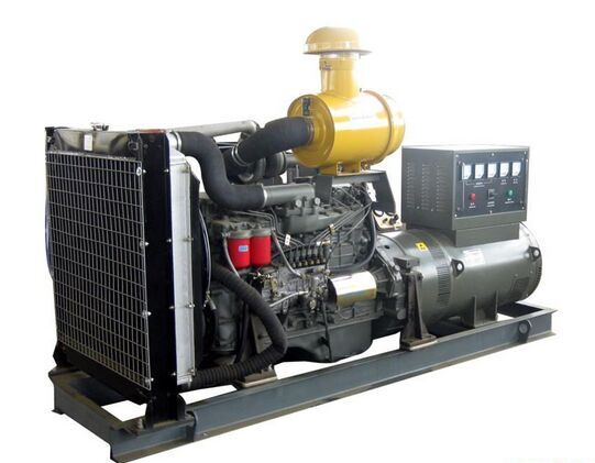 坡心镇汽油发电机组冬季保养时，燃油系统需要注意什么？